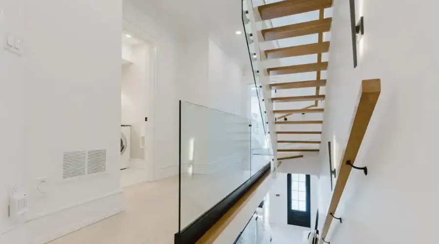 129 Beaconsfield Ave, Toronto, Ontario, M6J 3J5, Canada, 4 Bedrooms Bedrooms, ,5 BathroomsBathrooms,Residential,For Sale,Beaconsfield Ave,1705679
