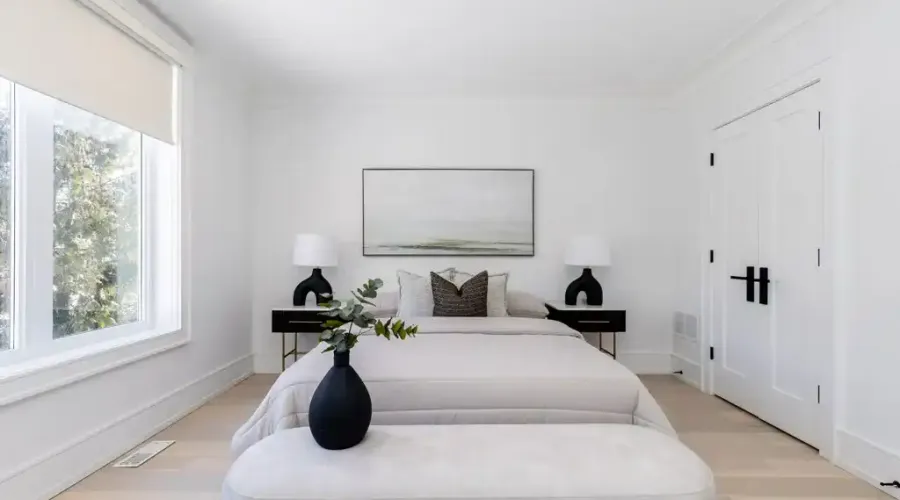 129 Beaconsfield Ave, Toronto, Ontario, M6J 3J5, Canada, 4 Bedrooms Bedrooms, ,5 BathroomsBathrooms,Residential,For Sale,Beaconsfield Ave,1705679