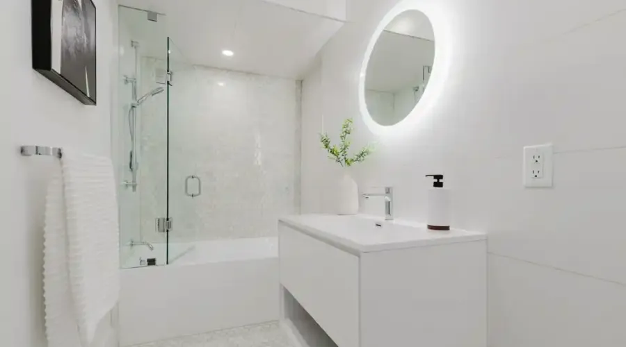 129 Beaconsfield Ave, Toronto, Ontario, M6J 3J5, Canada, 4 Bedrooms Bedrooms, ,5 BathroomsBathrooms,Residential,For Sale,Beaconsfield Ave,1705679