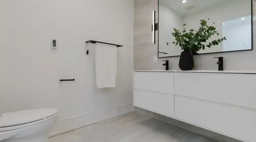129 Beaconsfield Ave, Toronto, Ontario, M6J 3J5, Canada, 4 Bedrooms Bedrooms, ,5 BathroomsBathrooms,Residential,For Sale,Beaconsfield Ave,1705679