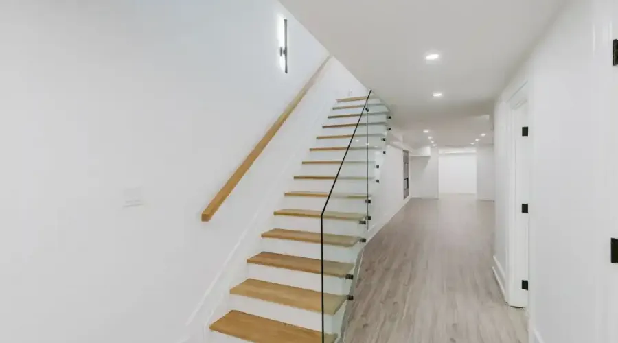 129 Beaconsfield Ave, Toronto, Ontario, M6J 3J5, Canada, 4 Bedrooms Bedrooms, ,5 BathroomsBathrooms,Residential,For Sale,Beaconsfield Ave,1705679
