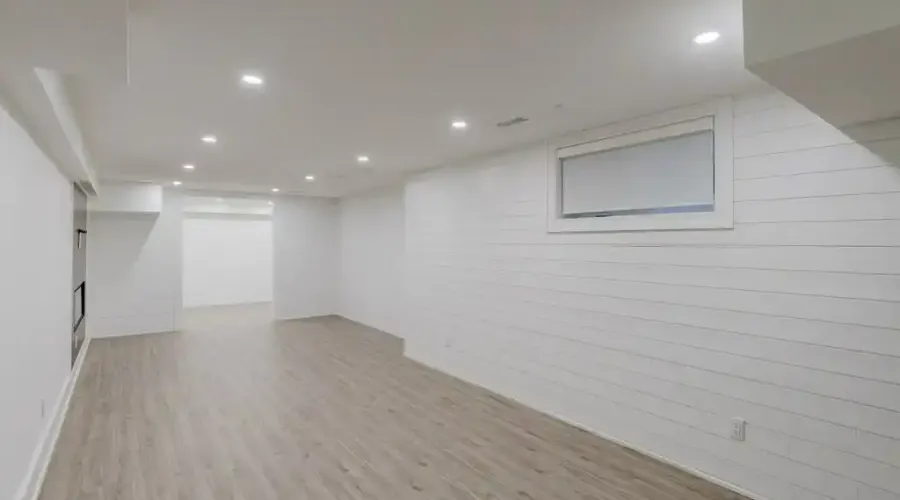 129 Beaconsfield Ave, Toronto, Ontario, M6J 3J5, Canada, 4 Bedrooms Bedrooms, ,5 BathroomsBathrooms,Residential,For Sale,Beaconsfield Ave,1705679