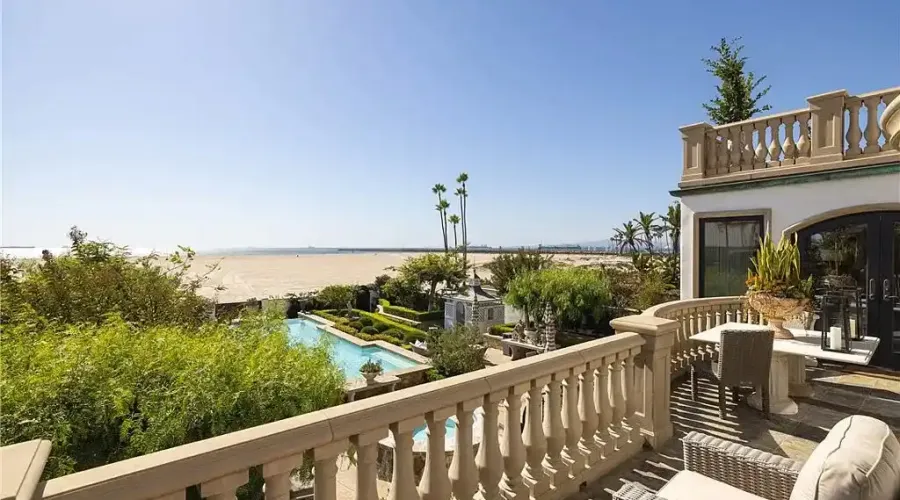 308 Ocean Avenue, Seal Beach, California, 90740, United States, 6 Bedrooms Bedrooms, ,8.5 BathroomsBathrooms,Residential,For Sale,308 Ocean Avenue,1706396