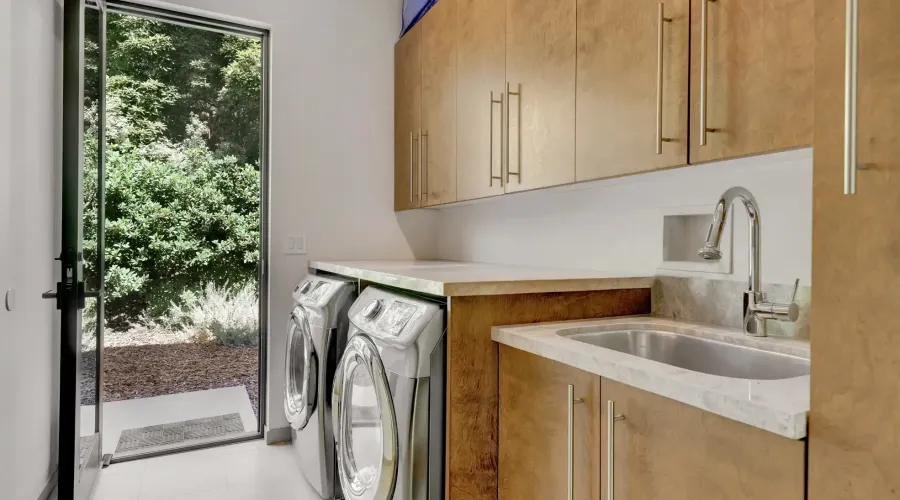 166 Rock Hill Rd, Belvedere Tiburon, California, 94920, United States, 4 Bedrooms Bedrooms, ,3.5 BathroomsBathrooms,Residential,For Sale,166 Rock Hill Rd,1710799