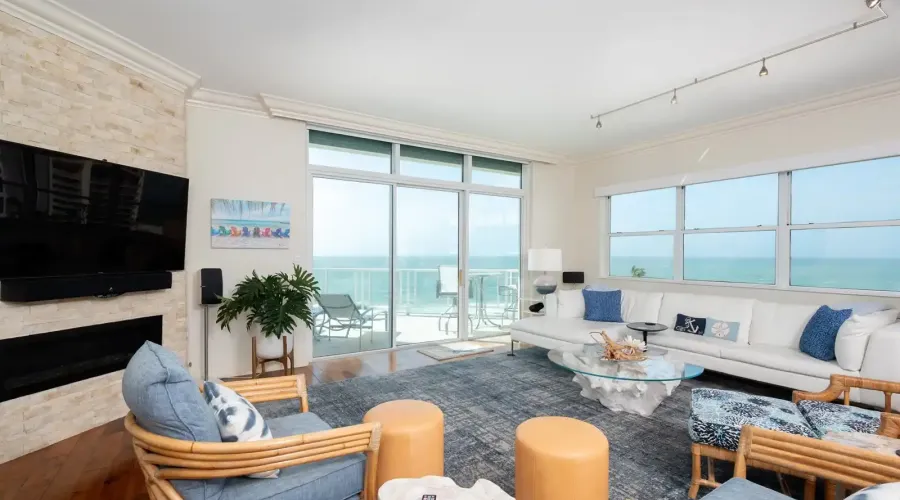2185 Gulf of Mexico Drive, Sarasota, Florida, 34228, United States, 3 Bedrooms Bedrooms, 6 Rooms Rooms,2 BathroomsBathrooms,Condo,For Sale,Villa Di Lancia,Gulf of Mexico,5,1711163