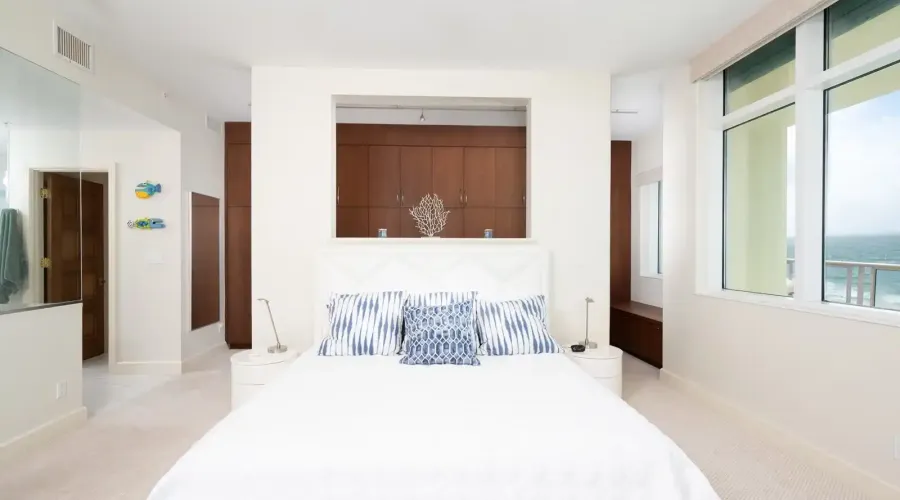 2185 Gulf of Mexico Drive, Sarasota, Florida, 34228, United States, 3 Bedrooms Bedrooms, 6 Rooms Rooms,2 BathroomsBathrooms,Condo,For Sale,Villa Di Lancia,Gulf of Mexico,5,1711163