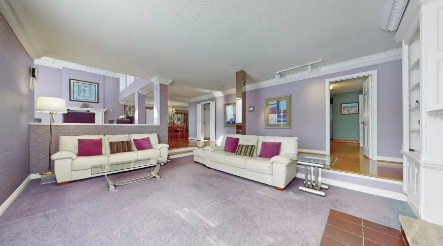 315 Woodland Acres Cres, Vaughan, Ontario, Canada, ,4 BathroomsBathrooms,Residential,For Sale,Woodland Acres,1711302