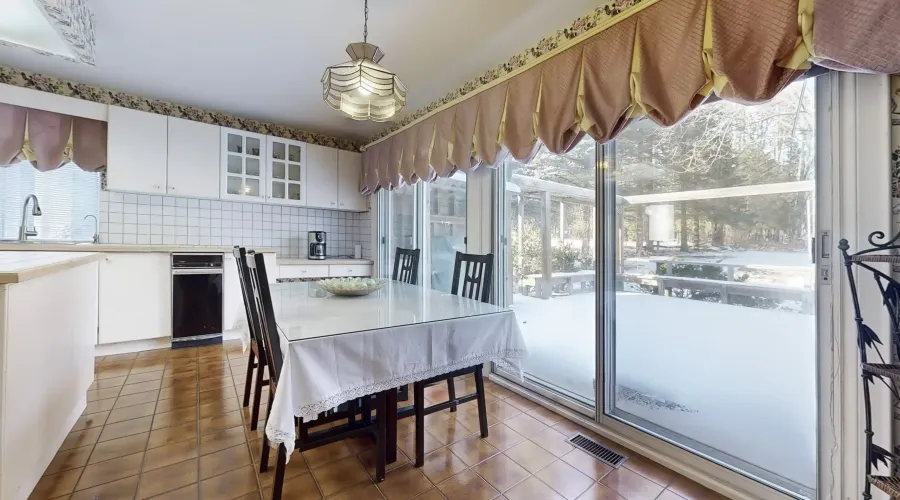 315 Woodland Acres Cres, Vaughan, Ontario, Canada, ,4 BathroomsBathrooms,Residential,For Sale,Woodland Acres,1711302