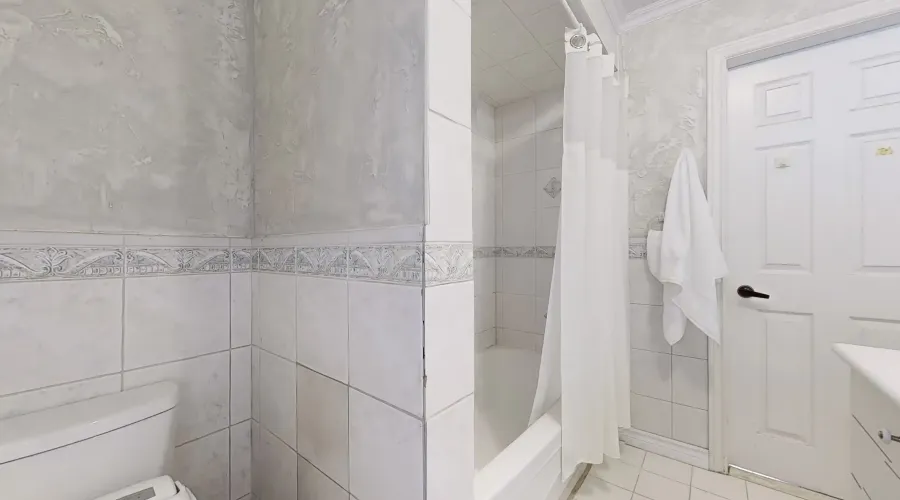 315 Woodland Acres Cres, Vaughan, Ontario, Canada, ,4 BathroomsBathrooms,Residential,For Sale,Woodland Acres,1711302