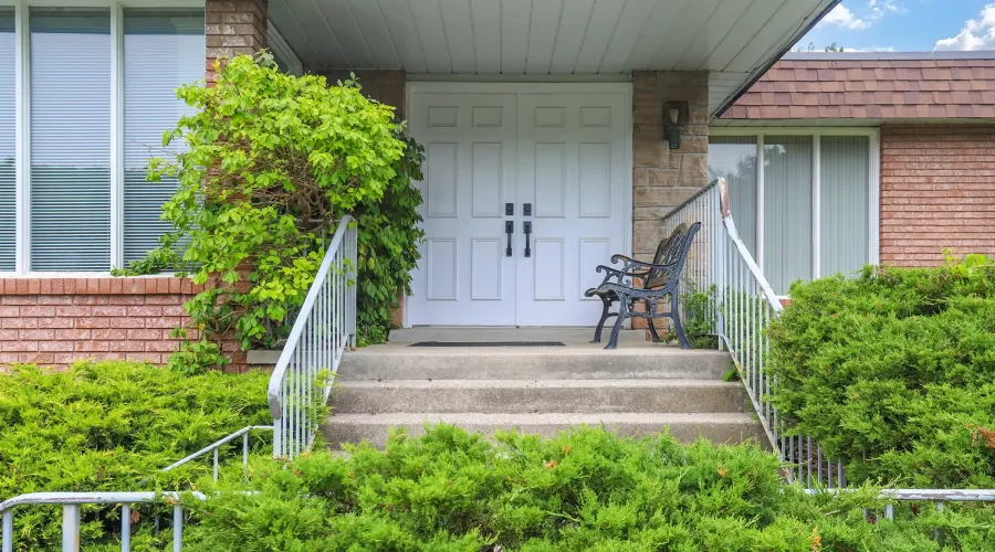 315 Woodland Acres Cres, Vaughan, Ontario, Canada, ,4 BathroomsBathrooms,Residential,For Sale,Woodland Acres,1711302