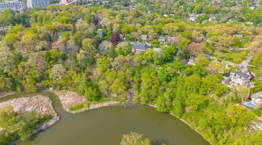246 Riverside Dr, toronto, Ontario, M6S 4A9, Canada, 6 Bedrooms Bedrooms, ,6 BathroomsBathrooms,Residential,For Sale,Riverside Dr,1714131