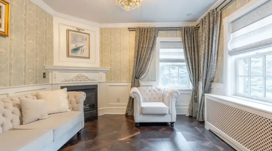 246 Riverside Dr, toronto, Ontario, M6S 4A9, Canada, 6 Bedrooms Bedrooms, ,6 BathroomsBathrooms,Residential,For Sale,Riverside Dr,1714131