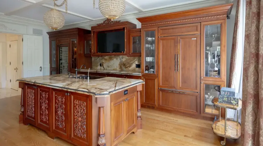 246 Riverside Dr, toronto, Ontario, M6S 4A9, Canada, 6 Bedrooms Bedrooms, ,6 BathroomsBathrooms,Residential,For Sale,Riverside Dr,1714131