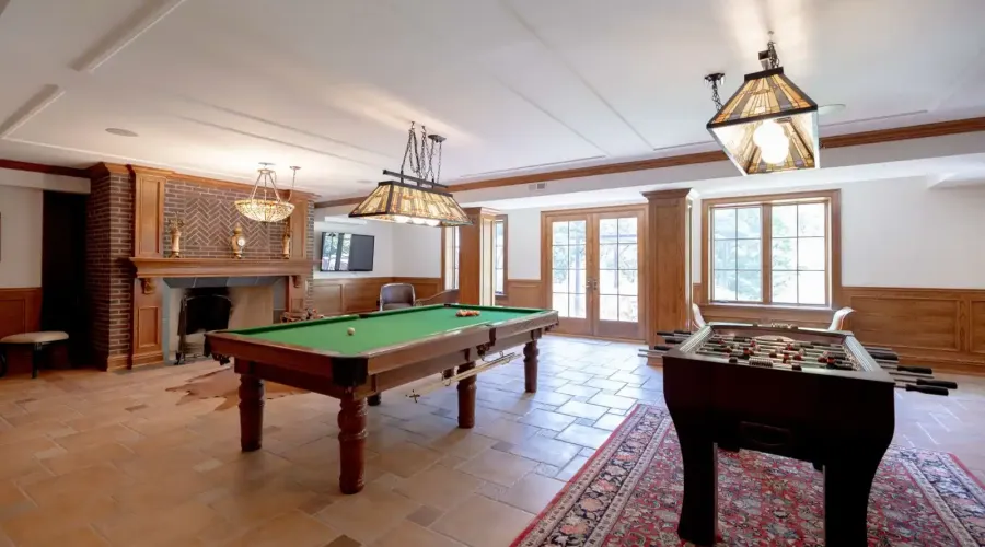 246 Riverside Dr, toronto, Ontario, M6S 4A9, Canada, 6 Bedrooms Bedrooms, ,6 BathroomsBathrooms,Residential,For Sale,Riverside Dr,1714131