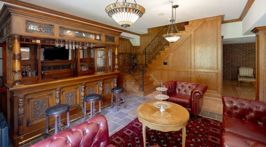 246 Riverside Dr, toronto, Ontario, M6S 4A9, Canada, 6 Bedrooms Bedrooms, ,6 BathroomsBathrooms,Residential,For Sale,Riverside Dr,1714131