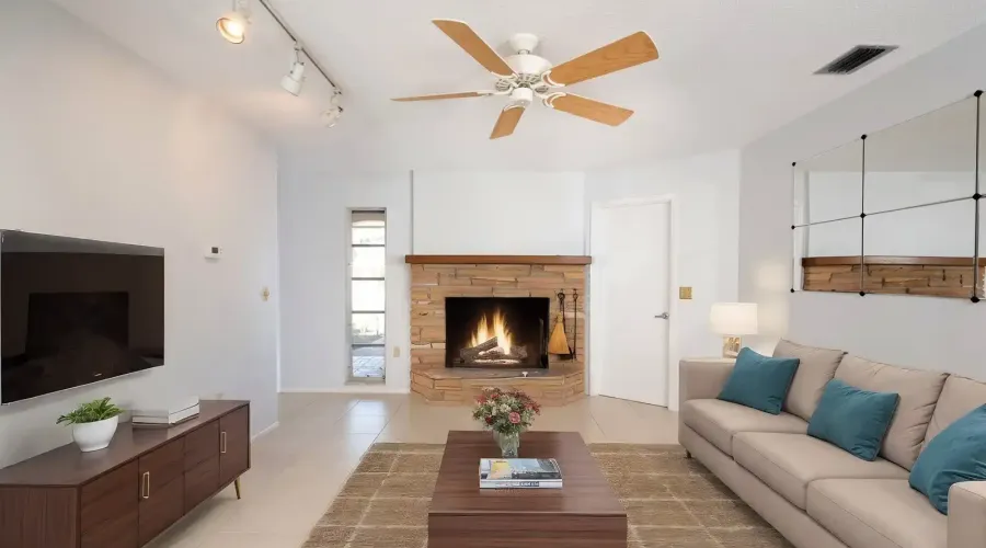 1838 Sandalwood Drive, Sarasota, Florida, 34231, United States, 3 Bedrooms Bedrooms, 6 Rooms Rooms,2 BathroomsBathrooms,Residential,For Sale,Sandalwood,1715193