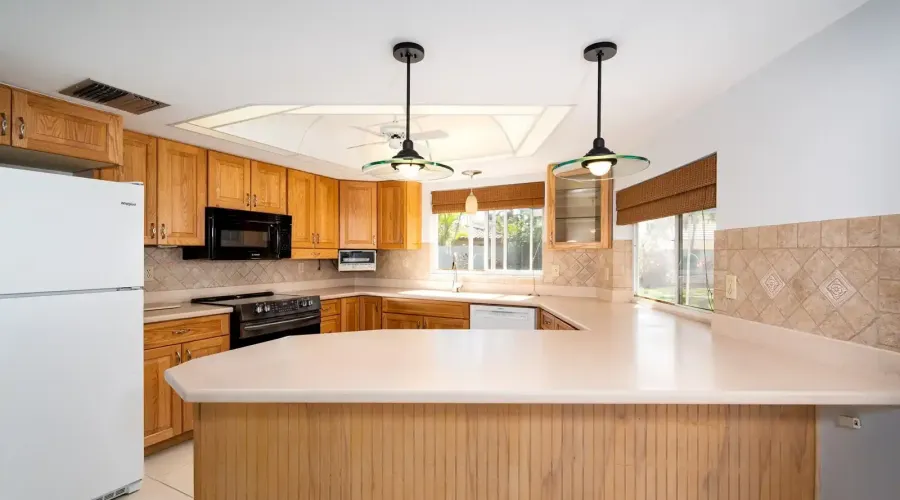 1838 Sandalwood Drive, Sarasota, Florida, 34231, United States, 3 Bedrooms Bedrooms, 6 Rooms Rooms,2 BathroomsBathrooms,Residential,For Sale,Sandalwood,1715193
