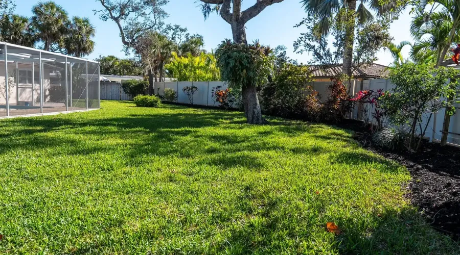 1838 Sandalwood Drive, Sarasota, Florida, 34231, United States, 3 Bedrooms Bedrooms, 6 Rooms Rooms,2 BathroomsBathrooms,Residential,For Sale,Sandalwood,1715193