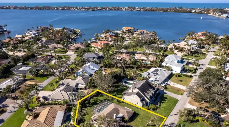 1838 Sandalwood Drive, Sarasota, Florida, 34231, United States, 3 Bedrooms Bedrooms, 6 Rooms Rooms,2 BathroomsBathrooms,Residential,For Sale,Sandalwood,1715193