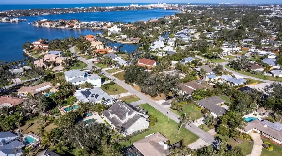 1838 Sandalwood Drive, Sarasota, Florida, 34231, United States, 3 Bedrooms Bedrooms, 6 Rooms Rooms,2 BathroomsBathrooms,Residential,For Sale,Sandalwood,1715193