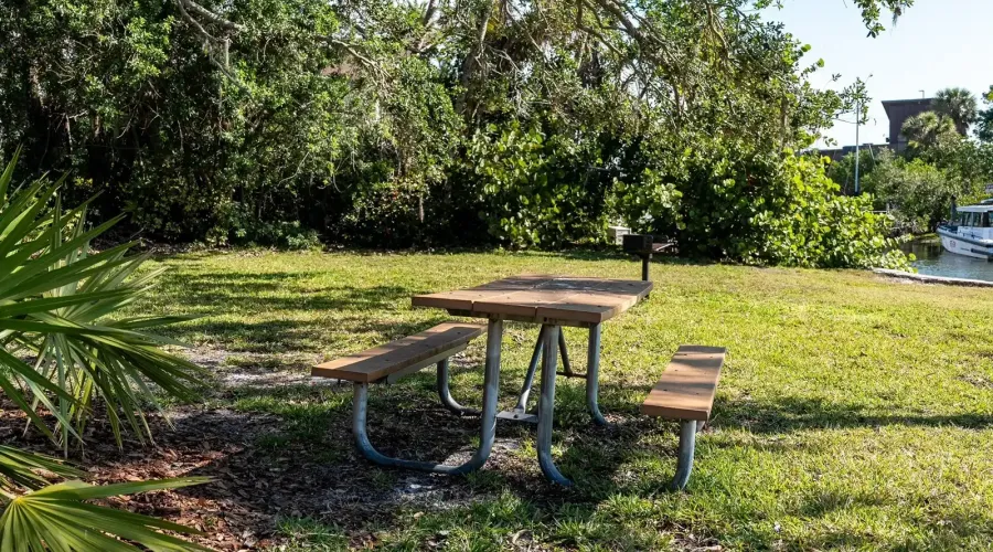 1838 Sandalwood Drive, Sarasota, Florida, 34231, United States, 3 Bedrooms Bedrooms, 6 Rooms Rooms,2 BathroomsBathrooms,Residential,For Sale,Sandalwood,1715193