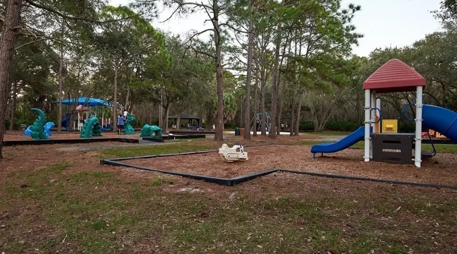 1838 Sandalwood Drive, Sarasota, Florida, 34231, United States, 3 Bedrooms Bedrooms, 6 Rooms Rooms,2 BathroomsBathrooms,Residential,For Sale,Sandalwood,1715193