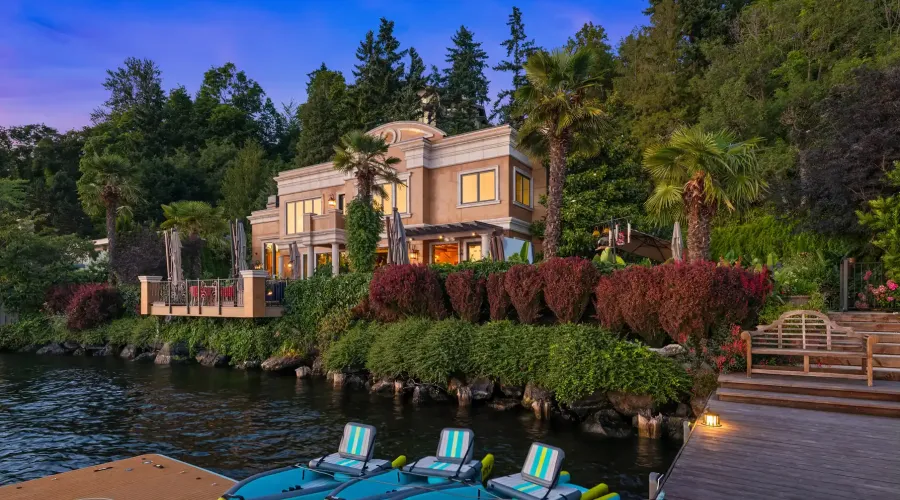 Address not available!, 3 Bedrooms Bedrooms, ,4 BathroomsBathrooms,Waterfront,For Sale,W Mercer Way,1719223