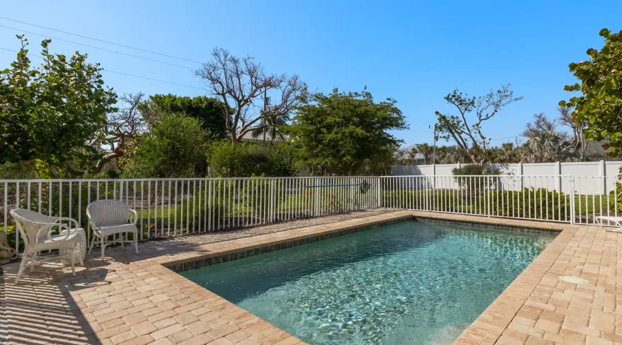 1139 Buttonwood Lane, Sanibel, Florida, 33957, United States, 2 Bedrooms Bedrooms, 8 Rooms Rooms,2 BathroomsBathrooms,Residential,For Sale,Buttonwood,1722736