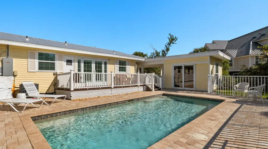 1139 Buttonwood Lane, Sanibel, Florida, 33957, United States, 2 Bedrooms Bedrooms, 8 Rooms Rooms,2 BathroomsBathrooms,Residential,For Sale,Buttonwood,1722736