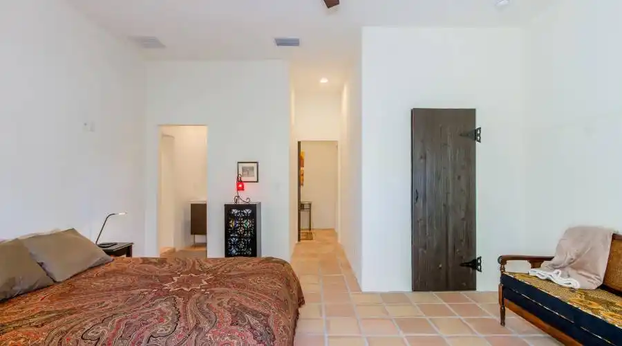 1291 Caloosa Drive,Fort Myers,Florida 33901,United States,4 Bedrooms Bedrooms,15 Rooms Rooms,5 BathroomsBathrooms,Residential,Caloosa,168577