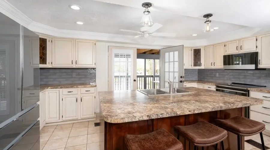 1471 Arcadia Ave, Sarasota, Florida, 34232, United States, 5 Bedrooms Bedrooms, 8 Rooms Rooms,3 BathroomsBathrooms,Residential,For Sale,Arcadia,1726064