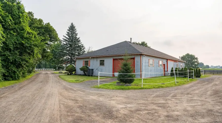 1046 Concession 6 Rd W, Hamilton, Ontario, L0R 1V0, Canada, 5 Bedrooms Bedrooms, ,7 BathroomsBathrooms,Residential,For Sale,Concession 6 Rd W,1731317