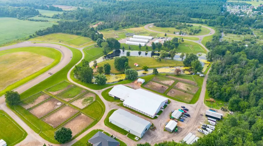 1046 Concession 6 Rd W, Hamilton, Ontario, L0R 1V0, Canada, 5 Bedrooms Bedrooms, ,7 BathroomsBathrooms,Residential,For Sale,Concession 6 Rd W,1731317