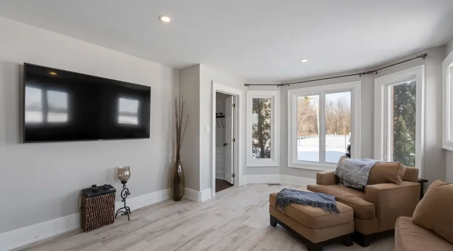 1046 Concession 6 Rd W, Hamilton, Ontario, L0R 1V0, Canada, 5 Bedrooms Bedrooms, ,7 BathroomsBathrooms,Residential,For Sale,Concession 6 Rd W,1731317