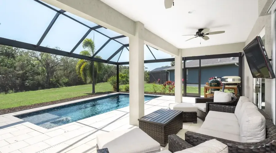 6765 Island Creek Rd, Sarasota, Florida, 34240, United States, 3 Bedrooms Bedrooms, 6 Rooms Rooms,2 BathroomsBathrooms,Residential,For Sale,Island Creek,1732493