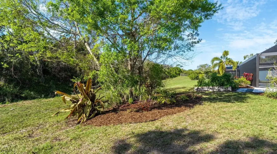 6765 Island Creek Rd, Sarasota, Florida, 34240, United States, 3 Bedrooms Bedrooms, 6 Rooms Rooms,2 BathroomsBathrooms,Residential,For Sale,Island Creek,1732493