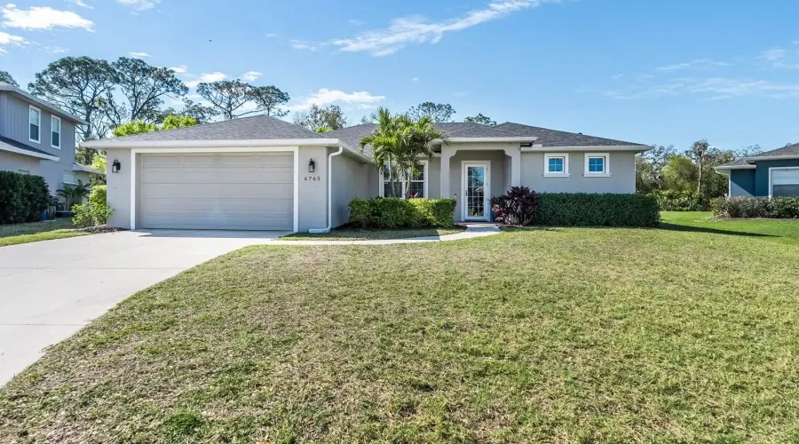 6765 Island Creek Rd, Sarasota, Florida, 34240, United States, 3 Bedrooms Bedrooms, 6 Rooms Rooms,2 BathroomsBathrooms,Residential,For Sale,Island Creek,1732493