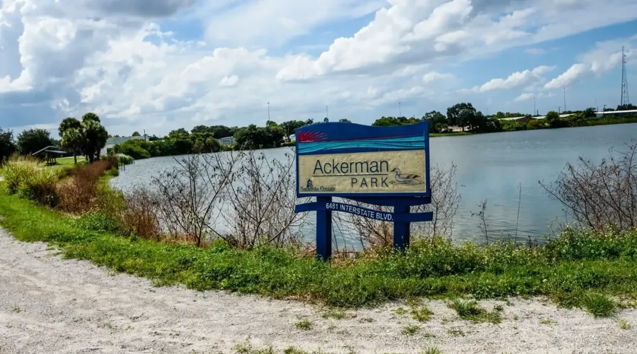 6765 Island Creek Rd, Sarasota, Florida, 34240, United States, 3 Bedrooms Bedrooms, 6 Rooms Rooms,2 BathroomsBathrooms,Residential,For Sale,Island Creek,1732493