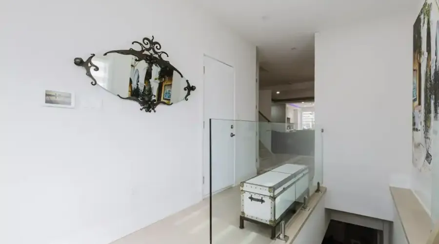 11A Maple Ave N, Mississauga, Ontario, L5H 2R9, Canada, 4 Bedrooms Bedrooms, ,6 BathroomsBathrooms,Residential,For Sale,Maple Ave N,1732494