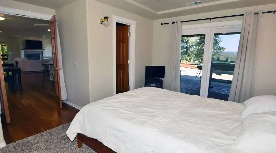 Address not available!,2 Bedrooms Bedrooms,6 Rooms Rooms,Residential,Pinewood Lane,1,169495