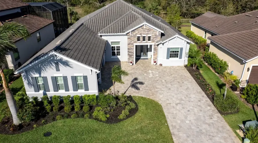 7095 Tamworth Parkway, Sarasota, Florida, 34241, United States, 4 Bedrooms Bedrooms, 9 Rooms Rooms,3 BathroomsBathrooms,Residential,For Sale,Tamworth,1741199
