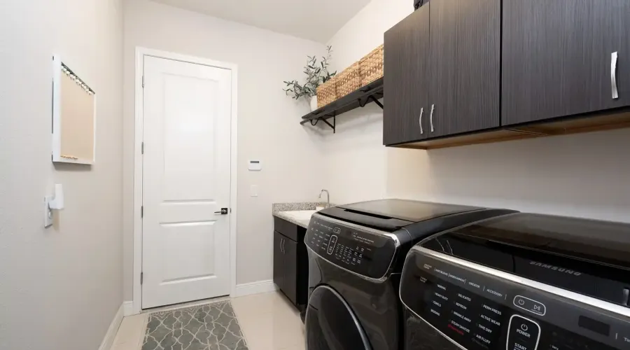 7095 Tamworth Parkway, Sarasota, Florida, 34241, United States, 4 Bedrooms Bedrooms, 9 Rooms Rooms,3 BathroomsBathrooms,Residential,For Sale,Tamworth,1741199