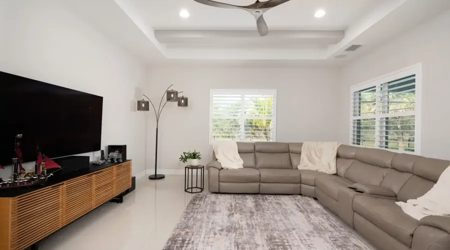 7095 Tamworth Parkway, Sarasota, Florida, 34241, United States, 4 Bedrooms Bedrooms, 9 Rooms Rooms,3 BathroomsBathrooms,Residential,For Sale,Tamworth,1741199