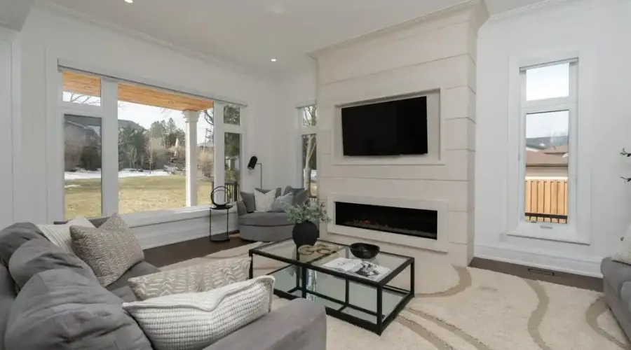 2554 Liruma Rd, Mississauga, Ontario, L5K 1Y6, Canada, 4 Bedrooms Bedrooms, ,7 BathroomsBathrooms,Residential,For Sale,Liruma Rd,1741200
