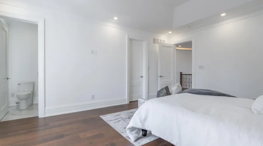 2554 Liruma Rd, Mississauga, Ontario, L5K 1Y6, Canada, 4 Bedrooms Bedrooms, ,7 BathroomsBathrooms,Residential,For Sale,Liruma Rd,1741200