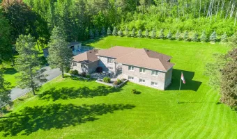 395 King St E, Caledon, Ontario, L7E 3K2, Canada, 3 Bedrooms Bedrooms, ,4 BathroomsBathrooms,Residential,For Sale,King St E,1745338