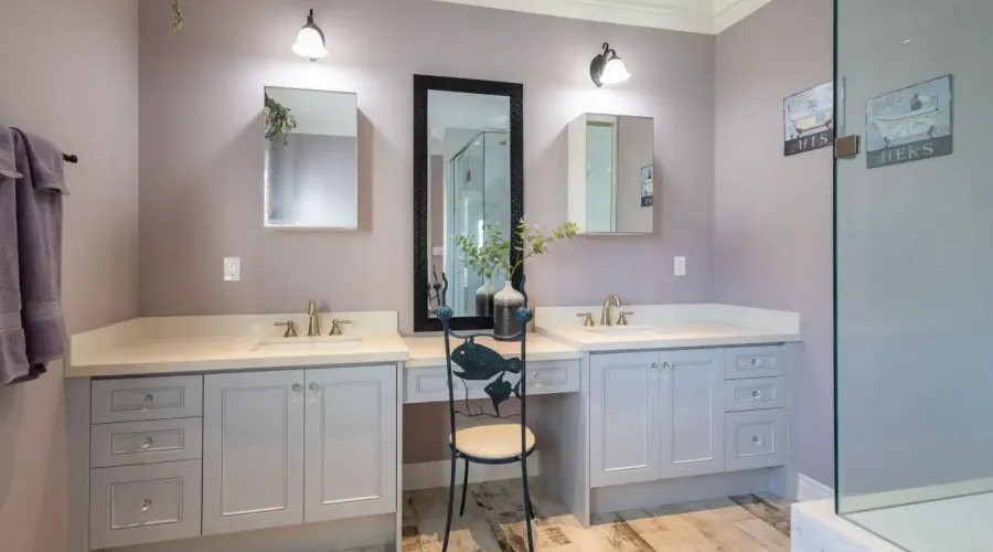 395 King St E, Caledon, Ontario, L7E 3K2, Canada, 3 Bedrooms Bedrooms, ,4 BathroomsBathrooms,Residential,For Sale,King St E,1745338