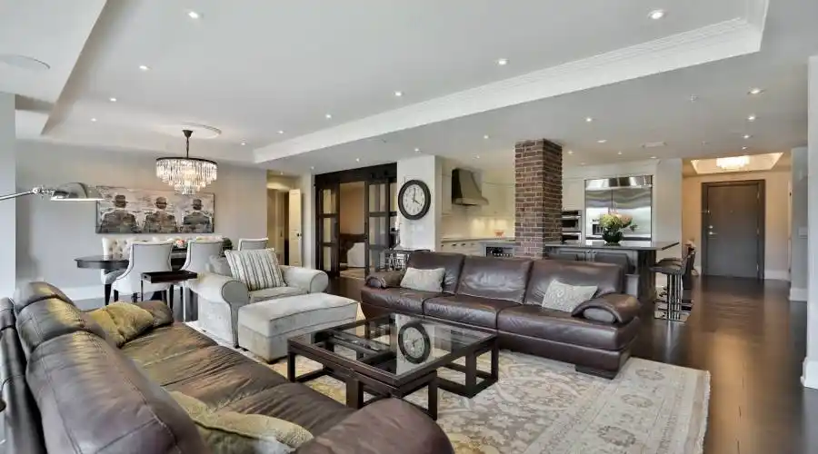 205 Lakeshore Rd West #308,Oakville,L6K 0H8,Canada,3 Bedrooms Bedrooms,5 Rooms Rooms,2 BathroomsBathrooms,Condo,Lakeshore Rd West #308,170974