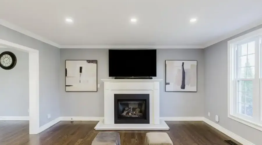 3325 Lakeshore Rd, Burlington, Ontario, L7N 1B1, Canada, 5 Bedrooms Bedrooms, ,4 BathroomsBathrooms,Residential,For Sale,Lakeshore Rd,1753403