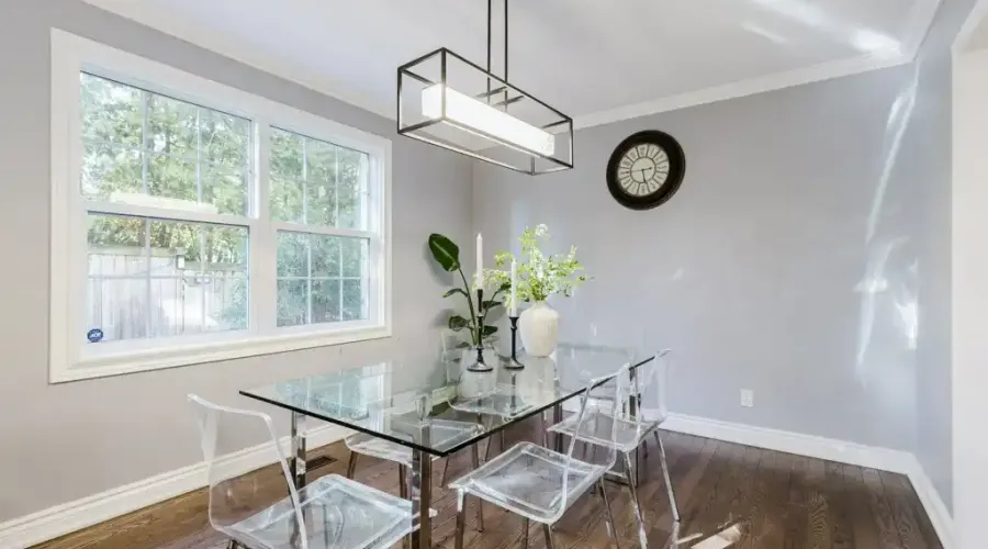 3325 Lakeshore Rd, Burlington, Ontario, L7N 1B1, Canada, 5 Bedrooms Bedrooms, ,4 BathroomsBathrooms,Residential,For Sale,Lakeshore Rd,1753403
